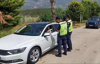 Jandarmadan emniyet kemeri denetimi