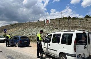 Jandarmadan hafta sonu yoğunluğunun yaşandığı...