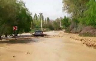 Kahramanmaraş’ta sağanak taşkına neden oldu,...