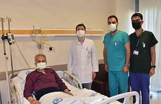 Kalp pili kabloları çıkan hastaya ESOGÜ Hastanesi’nde...