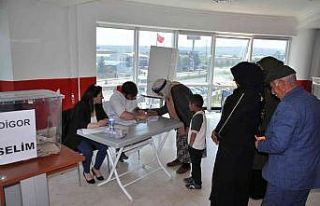 Kars’ta, Ali Gürbüz Sadıkoğlu, güven tazeledi
