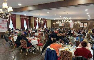 Kars’ta muhtar mahalleli kadınlarla buluştu