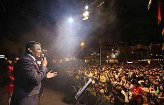 Kaş’ta 19 Mayıs fener alayı ve konser düzenlendi