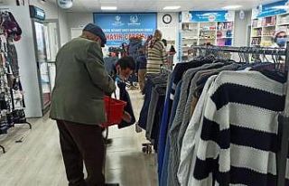 Kayapınar’da ramazan ayında ihtiyaç sahibi 8...