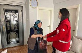 Kızılay bayramda onları unutmadı