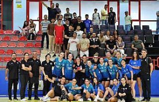 Konyaaltı Ligi galibiyetle bitirdi