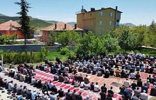 Konya’da çiftçiler yağmur duasında buluştu