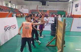 Köyceğiz’de öğrenciler geleneksel spor oyunları...