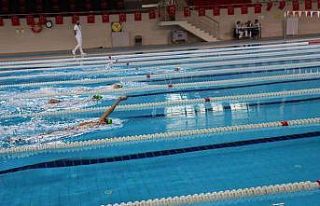 Kulaçlar Türkiye Şampiyonluğu hırsıyla atılıyor