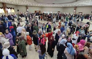 Kursiyerler el emeği ürünlerini sergiledi