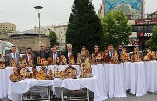 Kuş Evi Sergisi açıldı