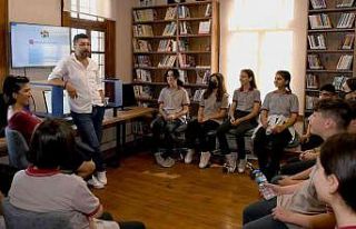 Kuşadalı öğrencilere stresle mücadele desteği