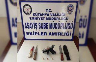 Kütahya’da 2 ruhsatsız tabanca, 30 fişek ele...
