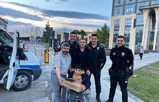 Kütahya’da Çevik Kuvvet polislerinden anlamlı...