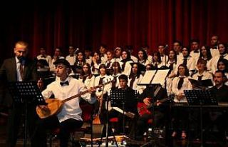 Lise öğrencileri konser düzenledi