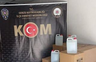 Lojistik deposunda 500 litre kaçak etil alkol ele...