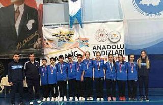 Malatya Badminton takımında şampiyonluk sevinci