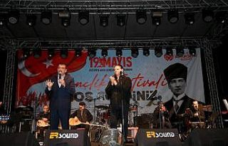 Malatya’da gençler konser ile coştu