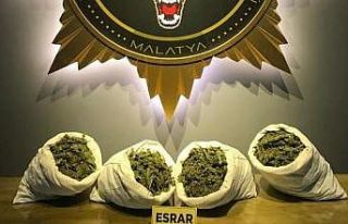 Malatya’da zehir tacirlerine darbe