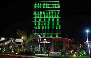 Manisa Büyükşehir Belediye binası çölyaklılar...