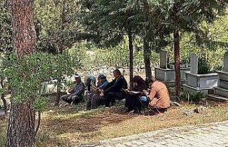 Mezarlıklara bayram ziyareti