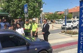 Milas’ta sürücüler ve yolcular uyarıldı