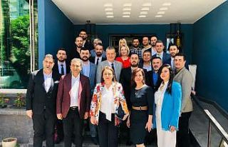 Milletvekillerinden iş adamlarına destek sözü