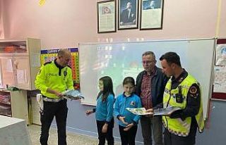 Miniklere güvenli trafik anlatıldı