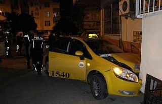 Motorunu çalan şüphelilerden kaçmak için taksi...