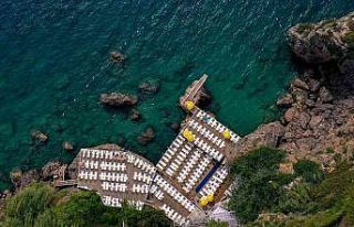 Muratpaşa’nın plajlarına mavi bayrak