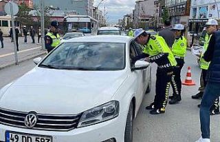 Muş’ta "Karayolu Trafik Haftası" denetimi...