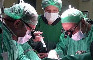 Oğlundan aldığı karaciğer ile hayata tutundu