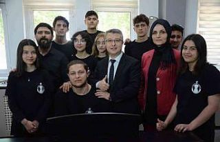 Öğrencilerin ‘Vatan Marşı’ klipi gurur kaynakları...