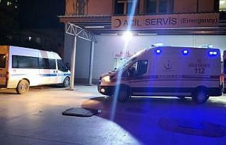 Osmaniye’de kamyonetin altında kalan çocuk hayatını...