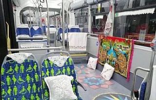 Otobüslerde anne rüzgarı esti, yolcular hem şaşırdı...