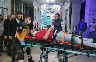 Otomobiller kafa kafaya çarpıştı