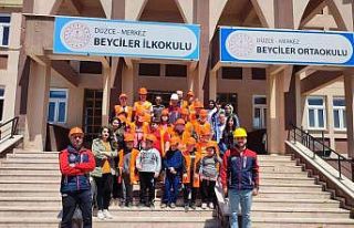 Özel öğrencilere farkındalık eğitimi