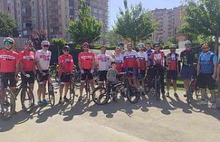 Pedallar lösemili ve kanserli çocuklar için çevrildi