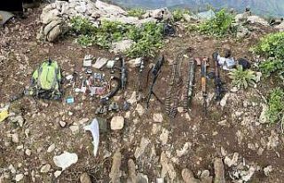 Pençe-Kilit Operasyonu’nda çok sayıda silah ve...