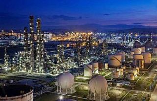 Petkim global etkilere rağmen ilk çeyreği kârla...