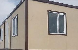 Prefabrik ev ilanıyla 30 kişiyi dolandıran şüpheliler...