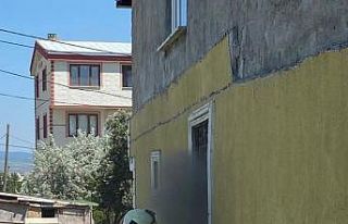 Prizde unutulan şarj cihazı evi yaktı