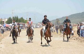 Rahvan atlar, 7 yıl sonra yeniden yarıştı