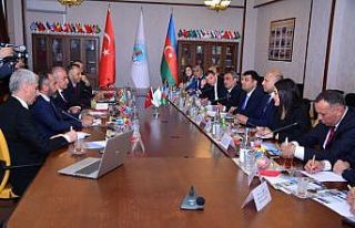 Rektör Çomaklı Nahçıvan’da bir dizi temaslarda...