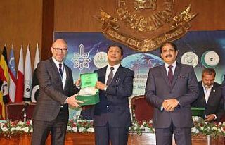 Rektör Erdal, “İslam Dünyası Sanal Üniversiteler...