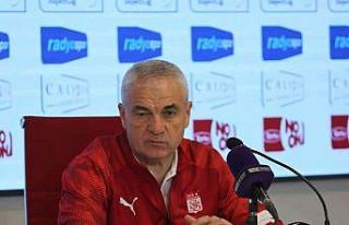 Rıza Çalımbay: “Tek hedefimiz final maçını...