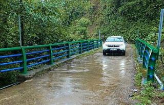 Rize’de köy yolları artık daha güvenli