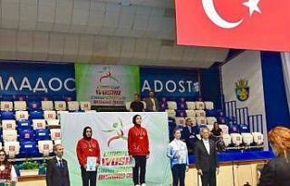 Sakarya Büyükşehir sporcuları 12 madalya ile Avrupa’yı...