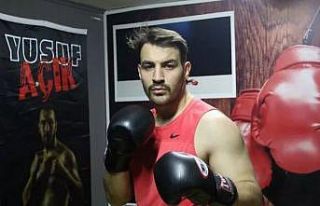 Şampiyon Yusuf Açık’tan genç milli sporculara...