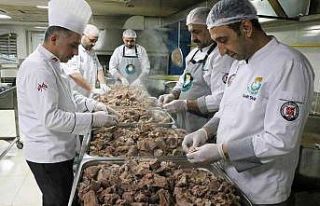 Şanlıurfa’da bayram gelenekleri yaşatılıyor
